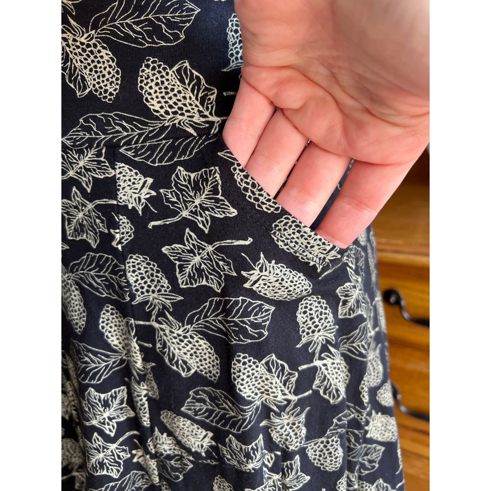 Effie's Heart Black Raspberry Print Cotton Jersey Flare Skirt Pockets Medium - Picture 2 of 9